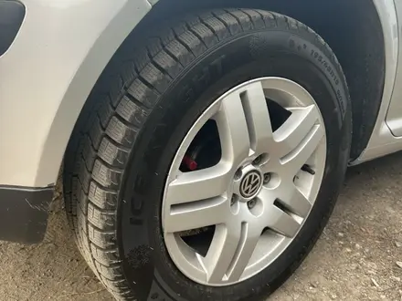 Volkswagen Golf 2002 года за 3 200 000 тг. в Алматы – фото 10