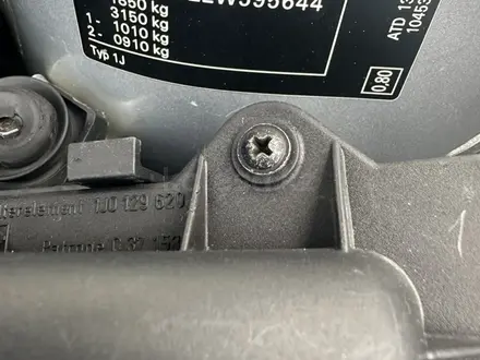 Volkswagen Golf 2002 года за 3 200 000 тг. в Алматы – фото 22