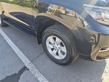 Toyota Land Cruiser Prado 2023 года за 28 450 000 тг. в Астана – фото 2