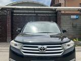 Toyota Highlander 2012 года за 12 000 000 тг. в Тараз