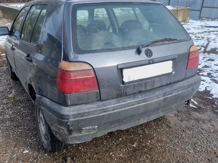 Volkswagen Golf 1994 года за 900 000 тг. в Алматы