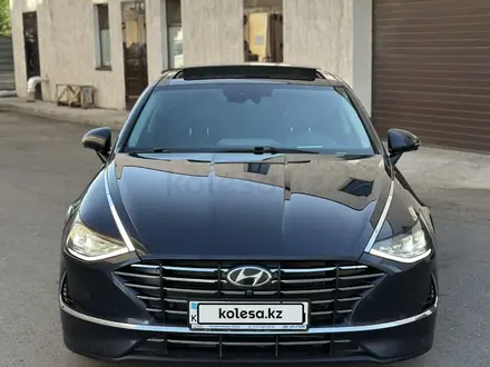 Hyundai Sonata 2021 года за 10 500 000 тг. в Астана – фото 4