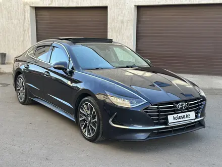 Hyundai Sonata 2021 года за 10 500 000 тг. в Астана – фото 2