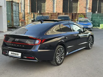 Hyundai Sonata 2021 года за 10 500 000 тг. в Астана – фото 7