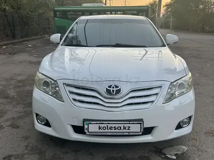 Toyota Camry 2010 года за 7 300 000 тг. в Алматы – фото 17