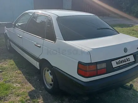 Volkswagen Passat 1992 года за 1 200 000 тг. в Тараз – фото 2