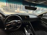 Hyundai Elantra 2022 года за 7 500 000 тг. в Алматы – фото 2