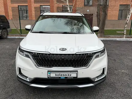 Kia Carnival 2021 года за 17 900 000 тг. в Астана