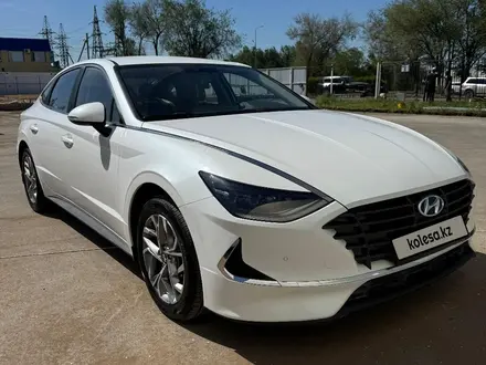 Hyundai Sonata 2020 года за 10 000 000 тг. в Уральск – фото 25