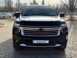 Chevrolet Tahoe 2022 года за 41 000 000 тг. в Уральск – фото 2