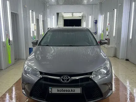 Toyota Camry 2015 года за 9 800 000 тг. в Актау