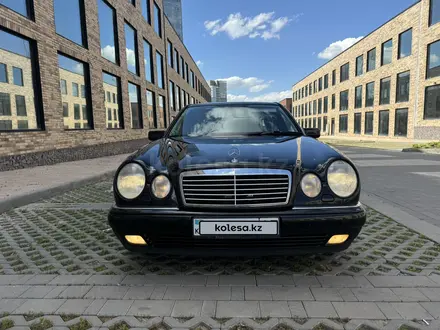 Mercedes-Benz E 320 1998 годаүшін5 400 000 тг. в Алматы – фото 18