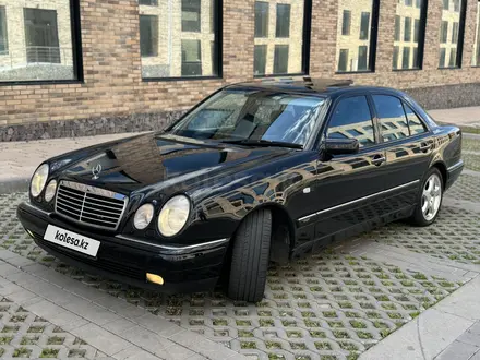 Mercedes-Benz E 320 1998 года за 5 400 000 тг. в Алматы – фото 3