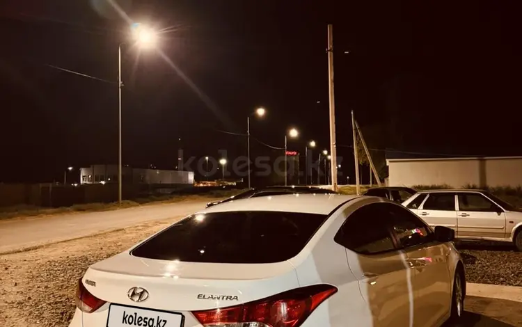 Hyundai Elantra 2013 годаfor3 600 000 тг. в Атырау