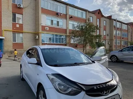 Hyundai Elantra 2013 года за 3 600 000 тг. в Атырау – фото 9