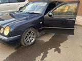 Mercedes-Benz E 280 1996 годаfor2 500 000 тг. в Астана – фото 2