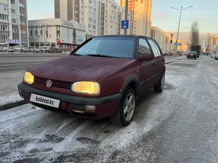 Volkswagen Golf 1993 года за 850 000 тг. в Астана