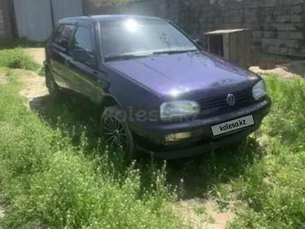 Volkswagen Golf 1998 года за 2 300 000 тг. в Алматы