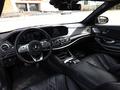 Mercedes-Benz S 560 2018 года за 36 000 000 тг. в Астана – фото 29
