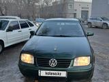 Volkswagen Jetta 2000 года за 2 000 000 тг. в Астана – фото 3