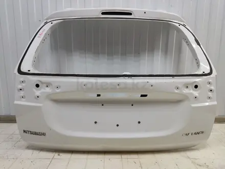Крышка багажника на Mitsubishi за 70 000 тг. в Алматы – фото 5