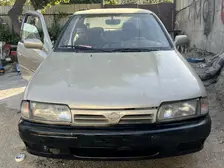 Nissan Primera, 1992