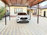 Toyota Highlander 2021 года за 23 500 000 тг. в Атырау – фото 3