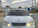 Mercedes-Benz S 320 1999 года за 2 500 000 тг. в Атырау