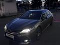 Toyota Camry 2024 года за 19 500 000 тг. в Атырау – фото 2
