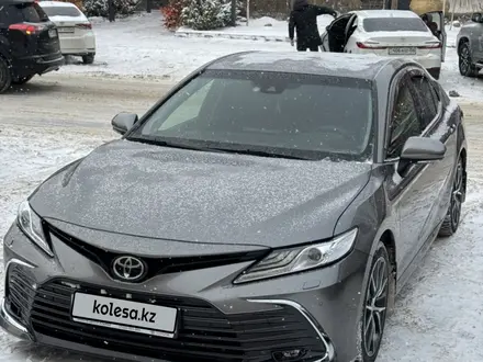 Toyota Camry 2024 года за 19 500 000 тг. в Атырау