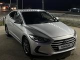 Hyundai Elantra 2018 года за 8 500 000 тг. в Актобе