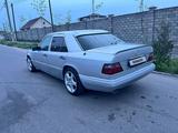 Mercedes-Benz E 320 1994 года за 3 200 000 тг. в Тараз – фото 3