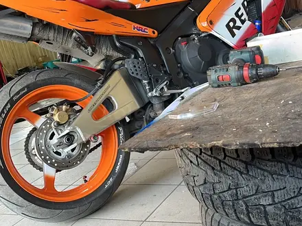 Honda  CBR 600RR 2003 года за 3 000 000 тг. в Алматы – фото 5
