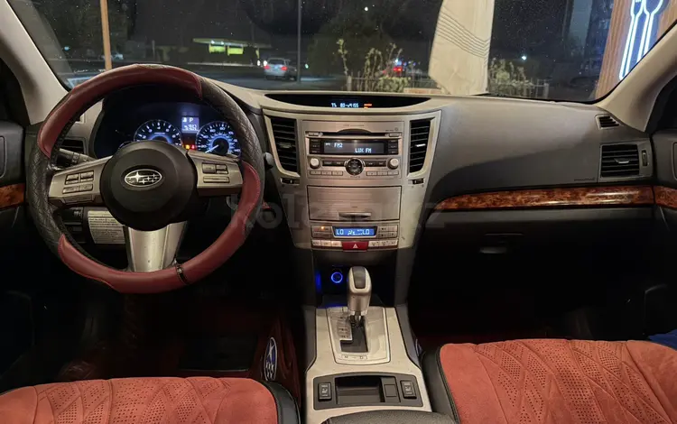 Subaru Outback 2011 года за 4 000 000 тг. в Актау