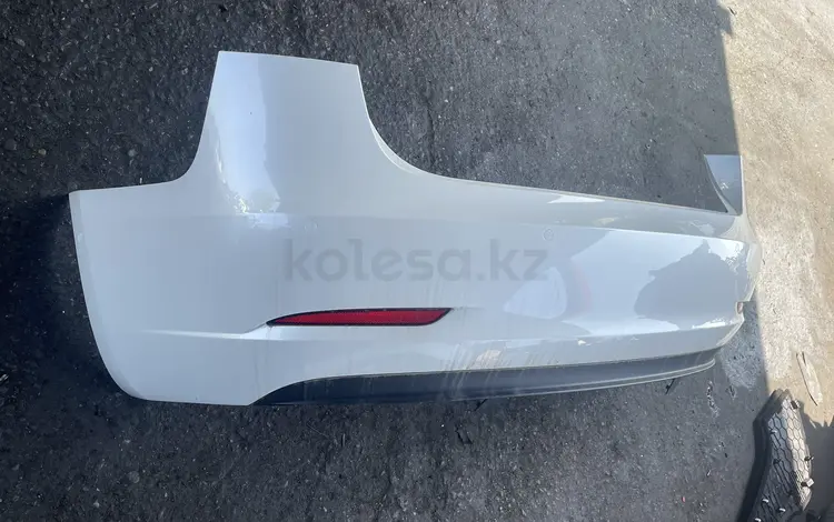 Бампер задний tesla 3 за 180 000 тг. в Алматы