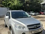 Chevrolet Captiva 2008 годаүшін4 900 000 тг. в Алматы – фото 2