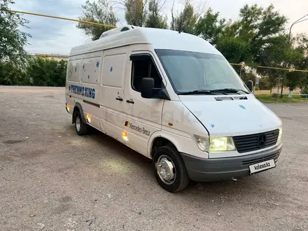 Mercedes-Benz Sprinter 2000 года за 5 200 000 тг. в Алматы