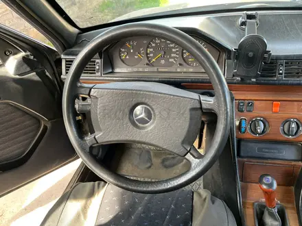 Mercedes-Benz E 230 1991 года за 850 000 тг. в Шымкент – фото 5