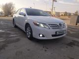 Toyota Camry 2011 года за 7 400 000 тг. в Тараз – фото 2