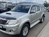 Toyota Hilux 2014 года за 12 500 000 тг. в Астана