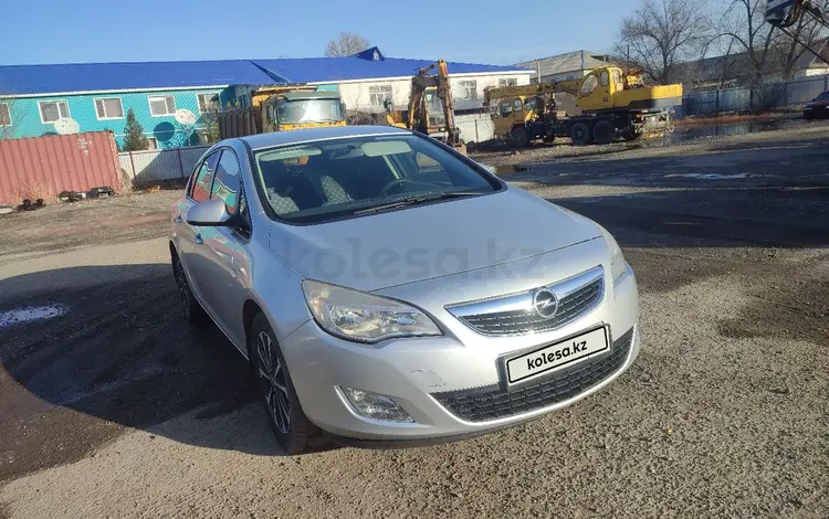 Opel Astra 2011 года за 4 600 000 тг. в Талдыкорган