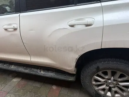 Toyota Land Cruiser Prado 2016 года за 15 000 000 тг. в Актобе – фото 6