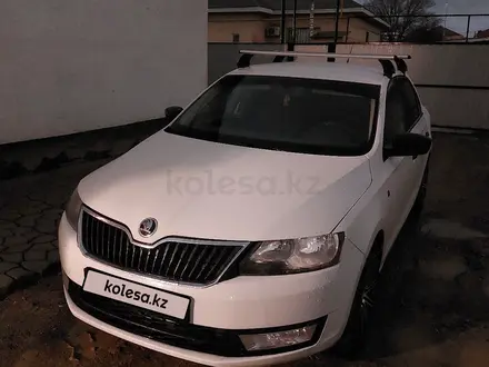 Skoda Rapid 2014 года за 3 600 000 тг. в Атырау – фото 2