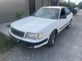 Audi 100