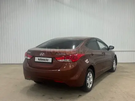 Hyundai Elantra 2013 года за 3 824 925 тг. в Астана – фото 3