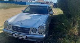 Mercedes-Benz E 200 1997 года за 2 000 000 тг. в Актобе