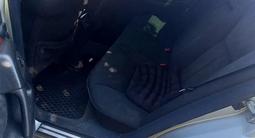 Mercedes-Benz E 200 1997 года за 2 000 000 тг. в Актобе – фото 5