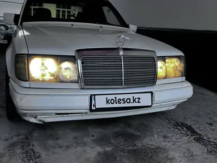 Mercedes-Benz E 230 1988 года за 1 100 000 тг. в Шымкент – фото 2