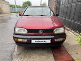 Volkswagen Golf 1992 годаүшін1 500 000 тг. в Актобе