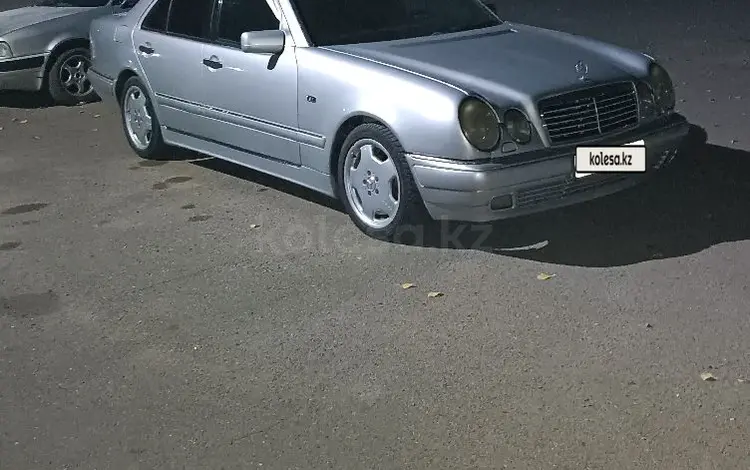 Mercedes-Benz E 200 1997 годаүшін3 000 000 тг. в Павлодар